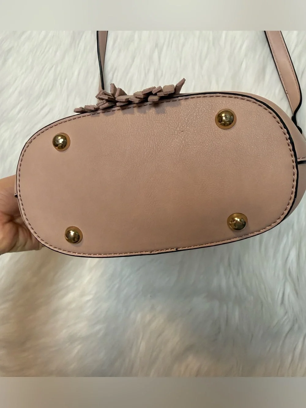 Francesca’s Light Pink Vegan Leather Crossbody Bucket Bag Tassels Boho Pockets